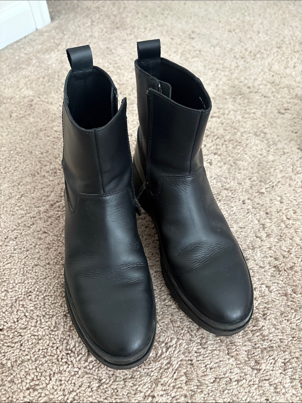 Eileen Fisher Men's Black Leather Chukka Zip Boots
